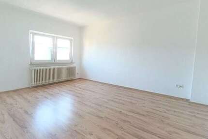 Wohnung Solingen Mitte - 2 Zimmer, 65 m&sup2;, 490&euro; | Angebot:26472630