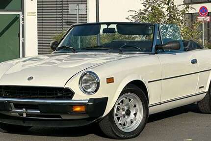 Fiat 124 Spider 84.000 km 17.900 &euro; Köln 51107
