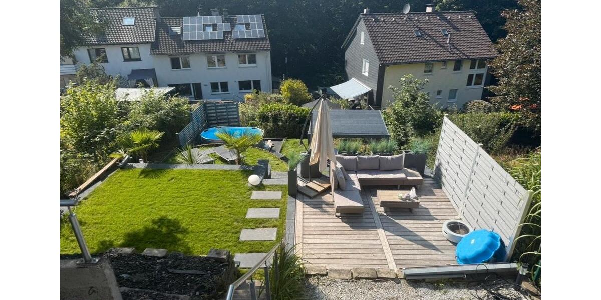 Doppelhaushälfte Remscheid Lüttringhausen - 4 Zimmer, 120 m&sup2;, 300.000&euro; | Angebot:27426541