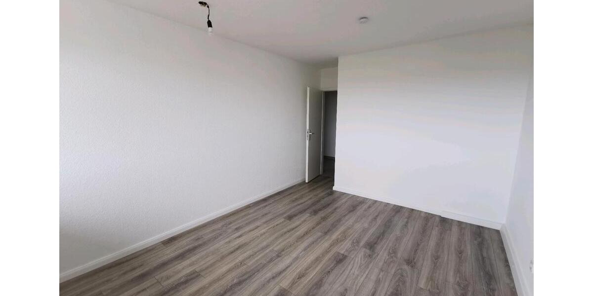 Etagenwohnung Köln Rodenkirchen - 3 Zimmer, 82 m&sup2;, 125.000&euro; | Angebot:26822554