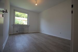 Hier lässt es sich leben! 4-Zimmer-Balkon-Wohnung in BonnAlt-Tannenbusch - 4- Bonn Tannenbusch | Angebot:27461120