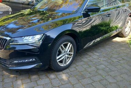 Skoda Superb 146.000 km 17.700 &euro; Leichlingen 42799