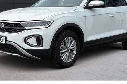 VW T-Roc 3.500 km 27.670 &euro; Wesseling 50389