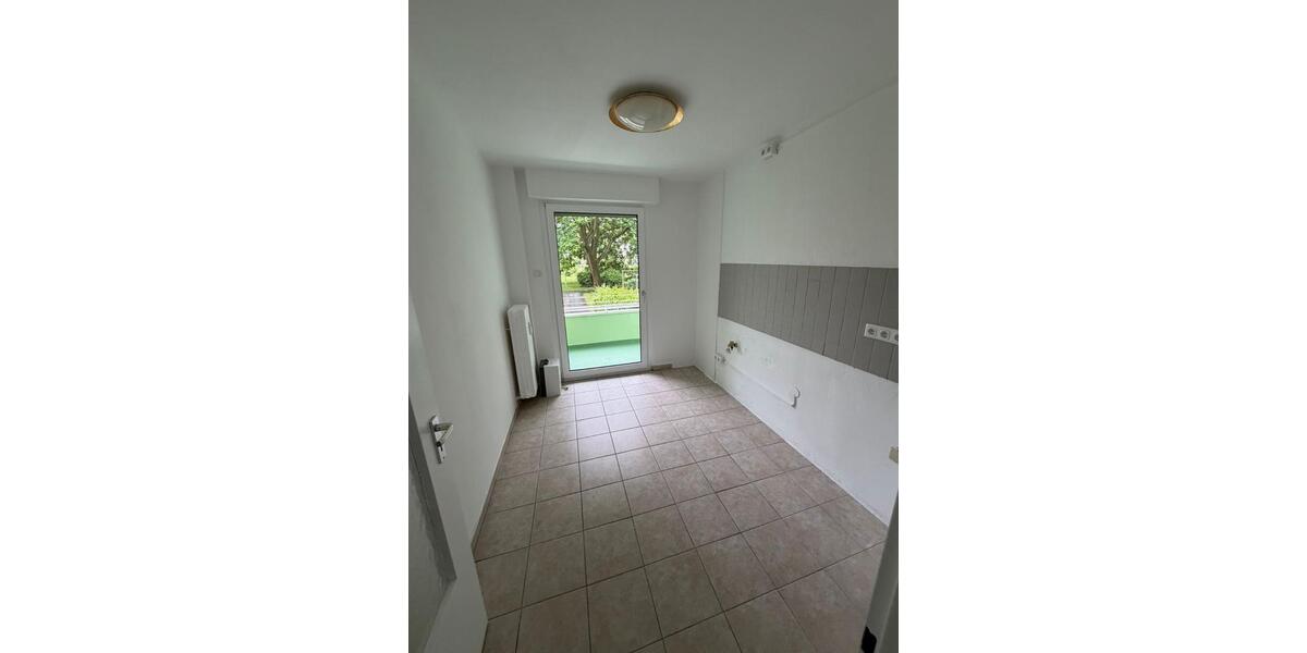Etagenwohnung Köln Kalk - 2 Zimmer, 50 m&sup2;, 250.000&euro; | Angebot:26754068