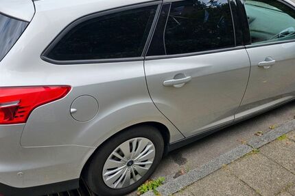Ford Focus 149.500 km 5.299 &euro; Radevormwald 42477