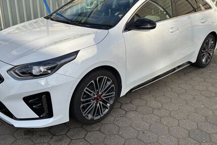 Kia pro ceed / ProCeed 138.000 km 13.700 &euro; Dormagen 41542