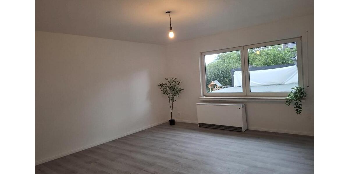 Etagenwohnung Bergisch Gladbach Paffrath - 2 Zimmer, 66 m&sup2;, 210.000&euro; | Angebot:27462947