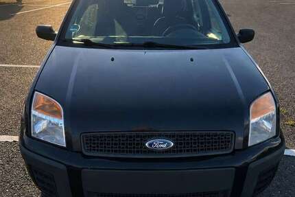 Ford Fusion 137.300 km 2.400 &euro; Köln 51145