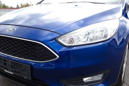 Ford Focus 92.000 km 5.990 &euro; Solingen 42719