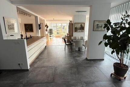 Wohnung Remscheid Reinshagen - 4 Zimmer, 160 m&sup2;, 429.000&euro; | Angebot:27496416