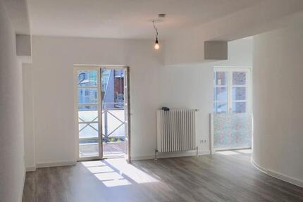 Wohnung Köln Mülheim - 2 Zimmer, 67 m&sup2;, 300.000&euro; | Angebot:27213806
