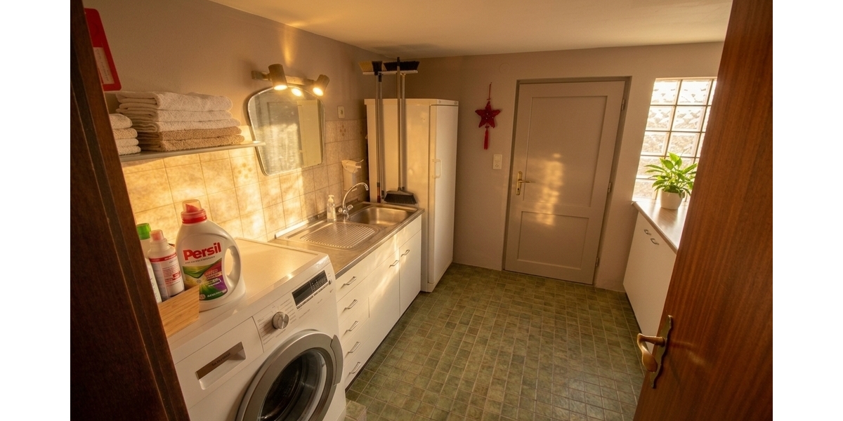 Mit 3D: Freistehendes Einfamilienhaus mit Potenzial und Garten - Einfamilienhaus Langenfeld | Angebot:27479753