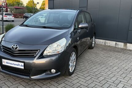Toyota Verso 182.000 km 5.700 &euro; Dormagen 41540