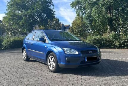 Ford Focus 173.300 km 2.500 &euro; Troisdorf 53842
