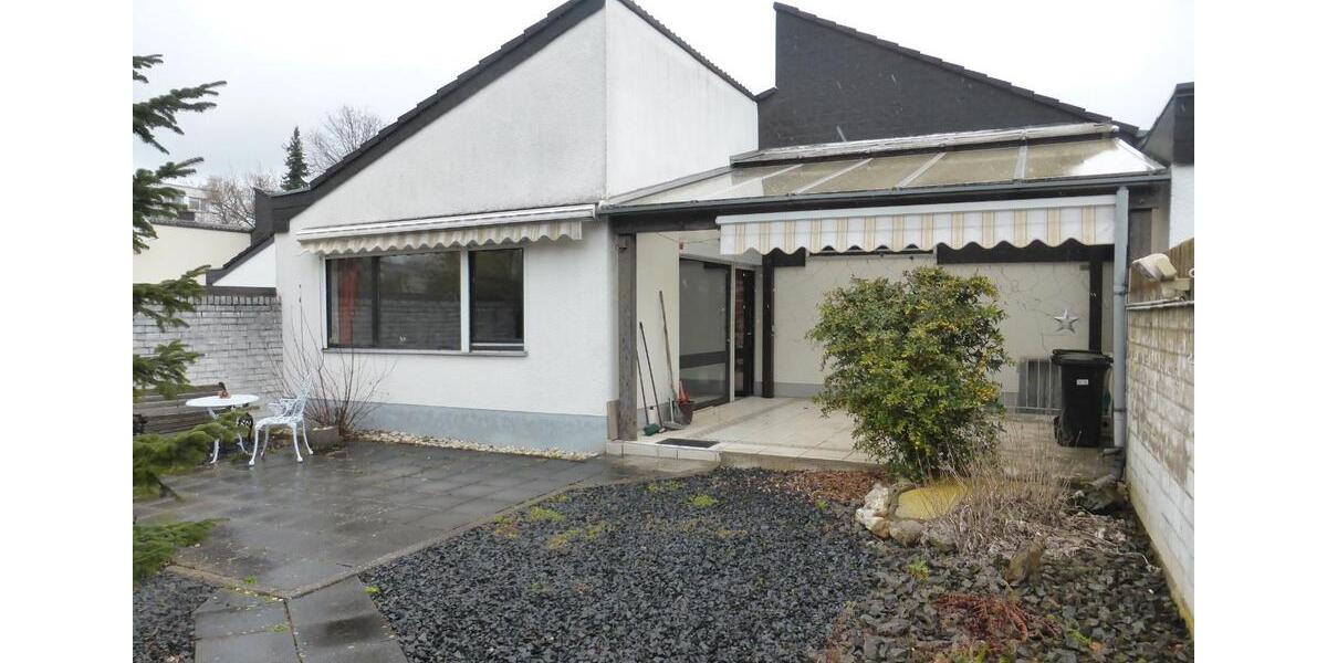 Reihenhaus Bonn Tannenbusch - 3 Zimmer, 110 m&sup2;, 425.000&euro; | Angebot:27440704