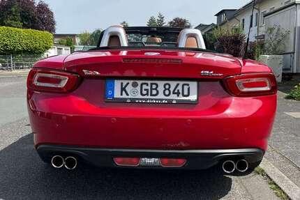 Fiat 124 Spider 71.500 km 13.900 &euro; koeln 50735