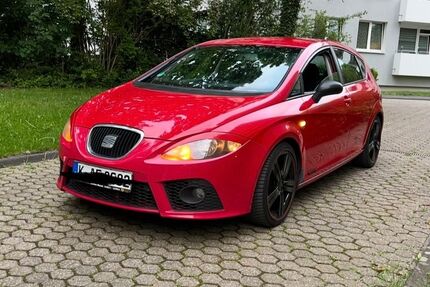 Seat Leon 307.000 km 2.490 &euro; koln 50996
