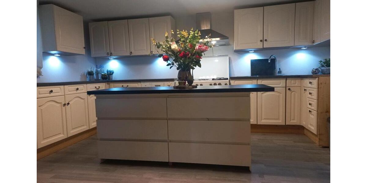 Reihenhaus Wiehl - 6 Zimmer, 150 m&sup2;, 140.000&euro; | Angebot:27465837