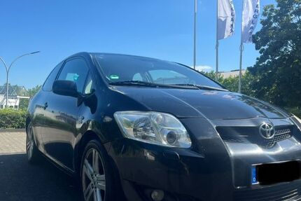Toyota Auris 291.000 km 1.599 &euro; Bergisch Gladbach 51467