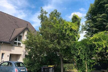 Haus Niederkassel - 5 Zimmer, 120 m&sup2;, 450.000&euro; | Angebot:27463684
