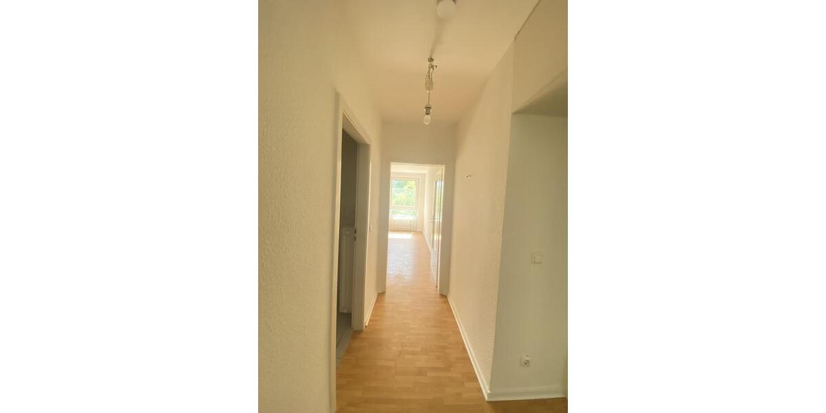 Etagenwohnung Solingen - 3.5 Zimmer, 73 m&sup2;, 769&euro; | Angebot:26254319