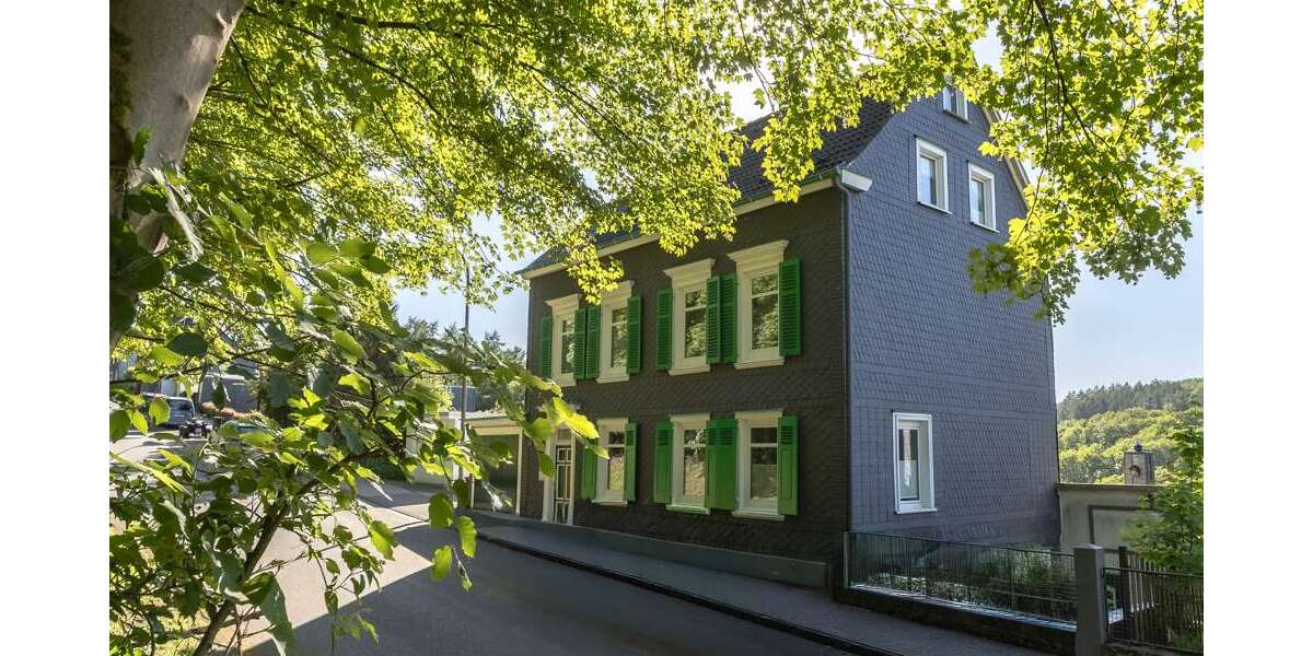 Einfamilienhaus Remscheid Lüttringhausen - 10 Zimmer, 196 m&sup2;, 275.000&euro; | Angebot:27294605