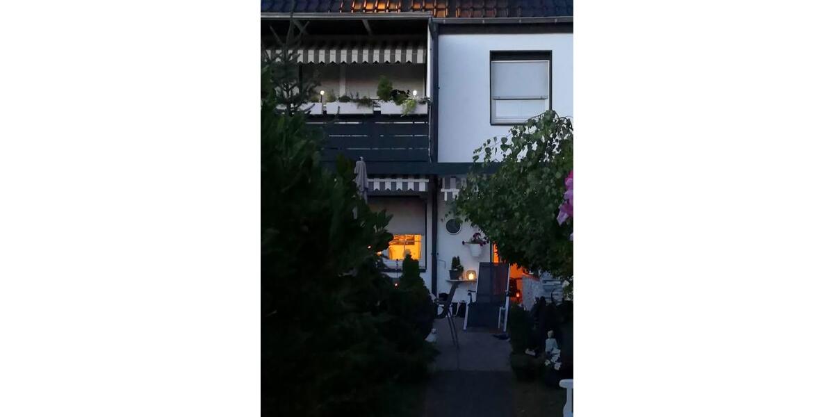 Reihenhaus Monheim am Rhein - 6 Zimmer, 145 m&sup2;, 490.000&euro; | Angebot:27453033
