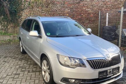 Skoda Superb 154.465 km 8.900 &euro; Solingen 42655
