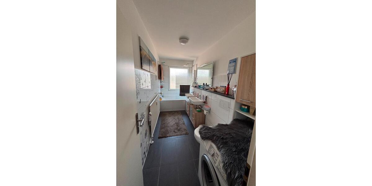 Etagenwohnung Köln Chorweiler - 3 Zimmer, 92 m&sup2;, 260.000&euro; | Angebot:27446942