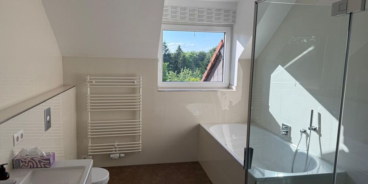 Mehrgenerationenhaus mit beeindruckender Architektur und unbegrenzten Möglichkeiten - Einfamilienhaus Much Eckhausen | Angebot:27330572