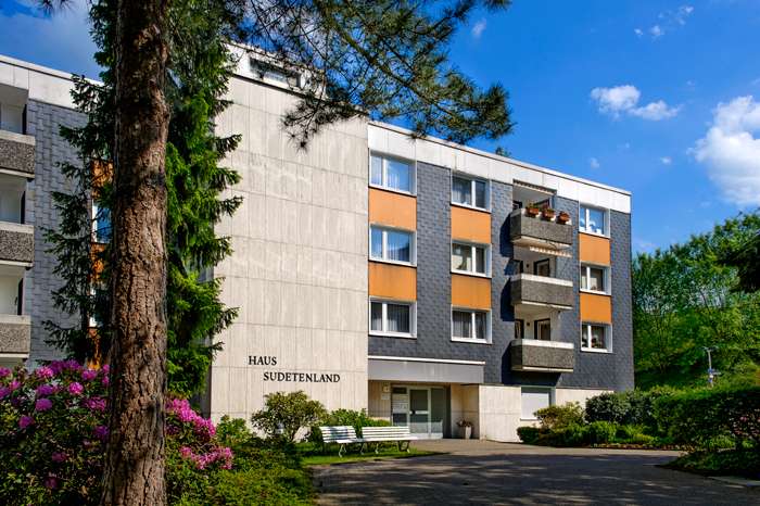 Etagenwohnung Solingen Solingen-Mitte - 2 Zimmer, 56 m&sup2;, 281&euro; | Angebot:27457611