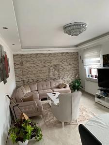 WOHNEN & VERMIETEN MIT GARTEN UND POOL - Mehrfamilienhaus, Wohnhaus Köln Porz | Angebot:27473526