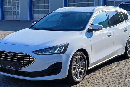 Ford Focus 74.000 km 16.750 &euro; Köln 51149