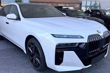 BMW 740 4.900 km 104.890 &euro; Köln Rodenkirchen 50996