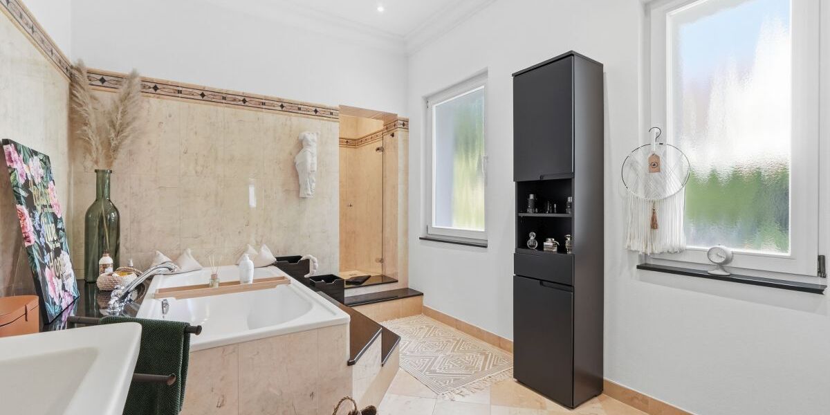 Historisch wohnen, modern leben: Modernisiertes Einfamilienhaus mit Einliegerwohnung (3D-Rundgang). - Einfamilienhaus Solingen Höhscheid | Angebot:27479763