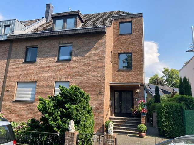 Einfamilienhaus Köln Rodenkirchen - 5 Zimmer, 226 m&sup2;, 1.150.000&euro; | Angebot:23073424
