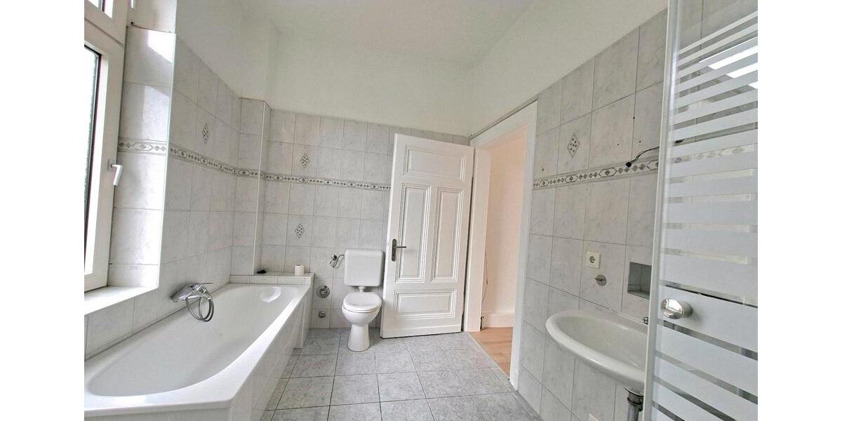 Mehrfamilienhaus, Wohnhaus Solingen Aufderhöhe - 15 Zimmer, 340 m&sup2;, 670.000&euro; | Angebot:26829293