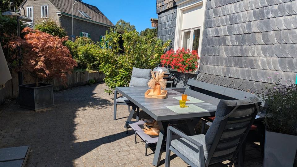 Erdgeschoßwohnung Remscheid Lüttringhausen - 3 Zimmer, 90 m&sup2;, 235.000&euro; | Angebot:27456276
