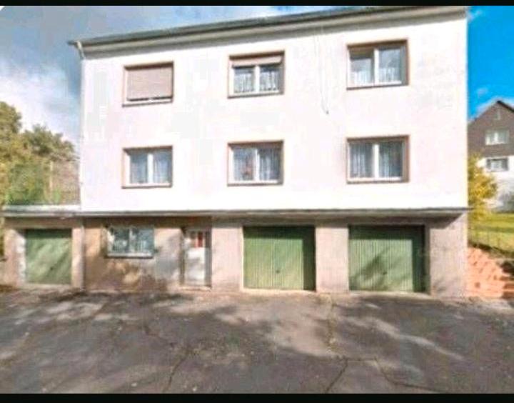 Mehrfamilienhaus, Wohnhaus Ruppichteroth - 10 Zimmer, 200 m&sup2;, 390.000&euro; | Angebot:27428627