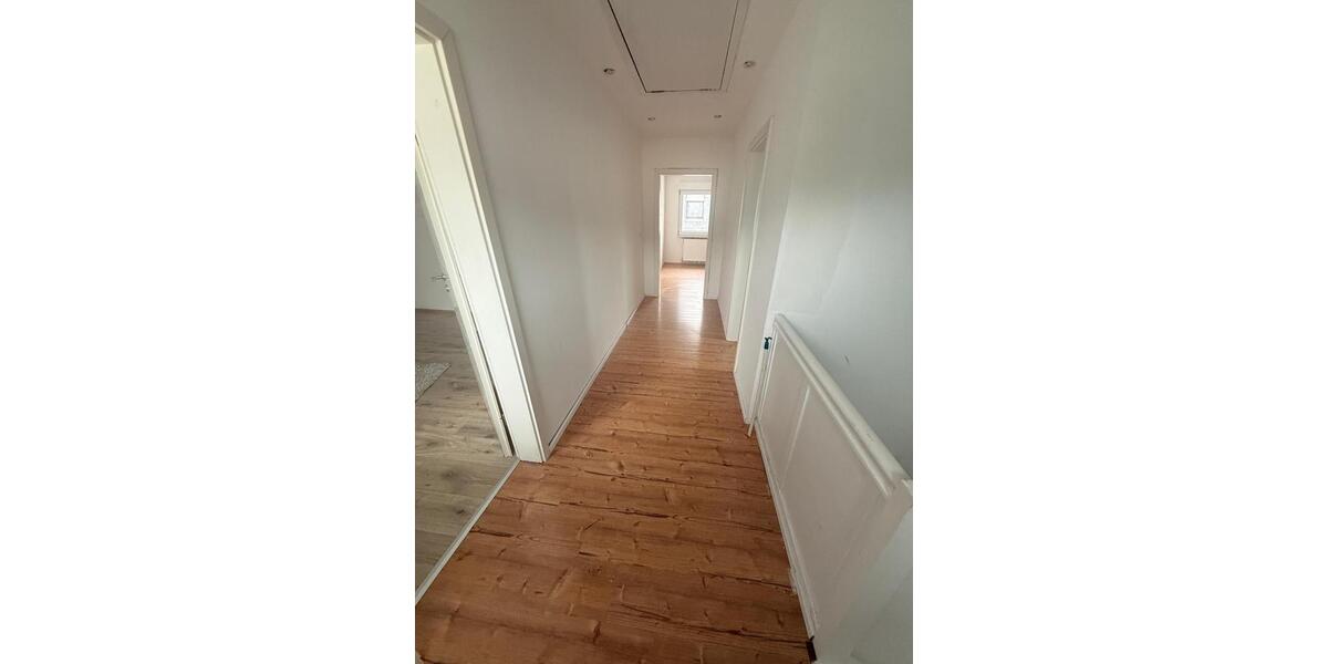 Einfamilienhaus Leverkusen - 5 Zimmer, 126 m&sup2;, 600.000&euro; | Angebot:27453037