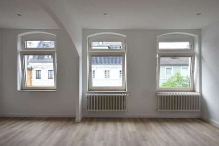 Wohnung Düsseldorf Unterbilk - 2 Zimmer, 98 m&sup2;, 1.695&euro; | Angebot:24762410