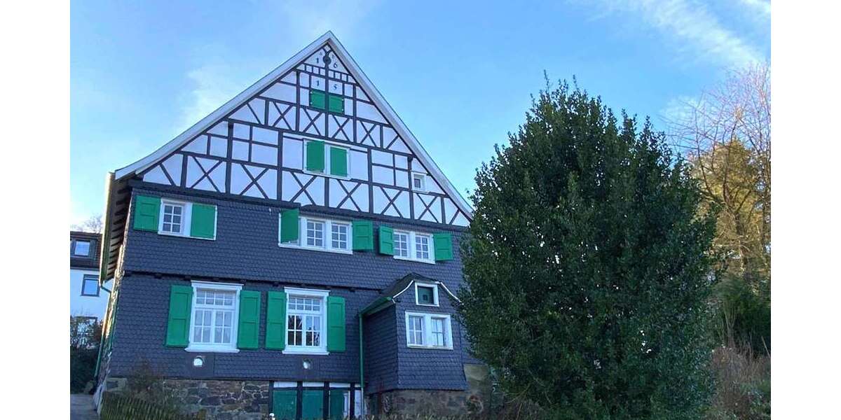 Einfamilienhaus Solingen - 12 Zimmer, 260 m&sup2;, 234.000&euro; | Angebot:26888181