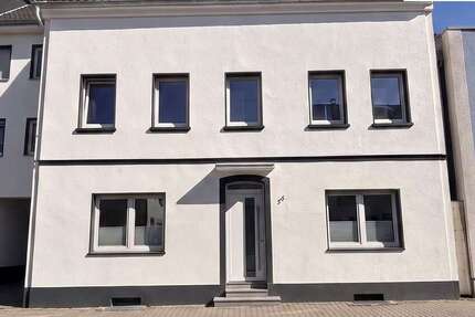 Haus Troisdorf-Sieglar Sieglar - 7 Zimmer, 187 m&sup2;, 477.000&euro; | Angebot:27439607