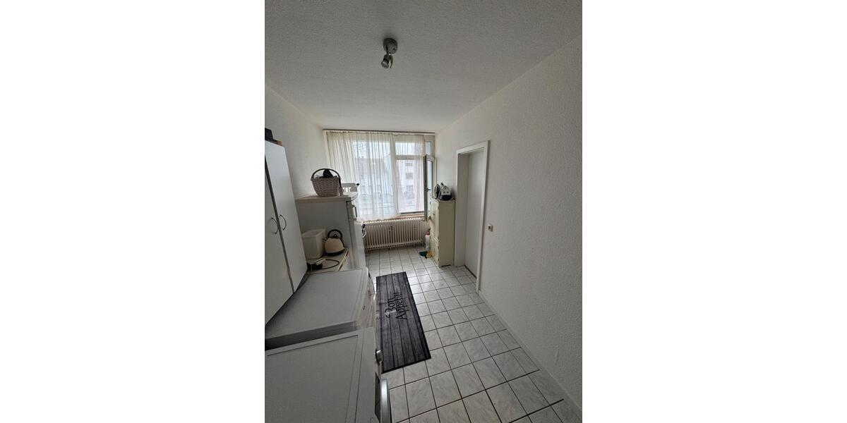 Etagenwohnung Niederkassel - 3 Zimmer, 73 m&sup2;, 133.000&euro; | Angebot:27071962