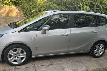 Opel Zafira Tourer 106.000 km 8.000 &euro; Bergisch Gladbach 51427