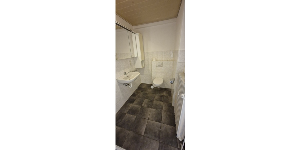 Schöne Souterrainwohnung mit Terrasse in Remscheid-West - 2.5 Remscheid West | Angebot:24588056