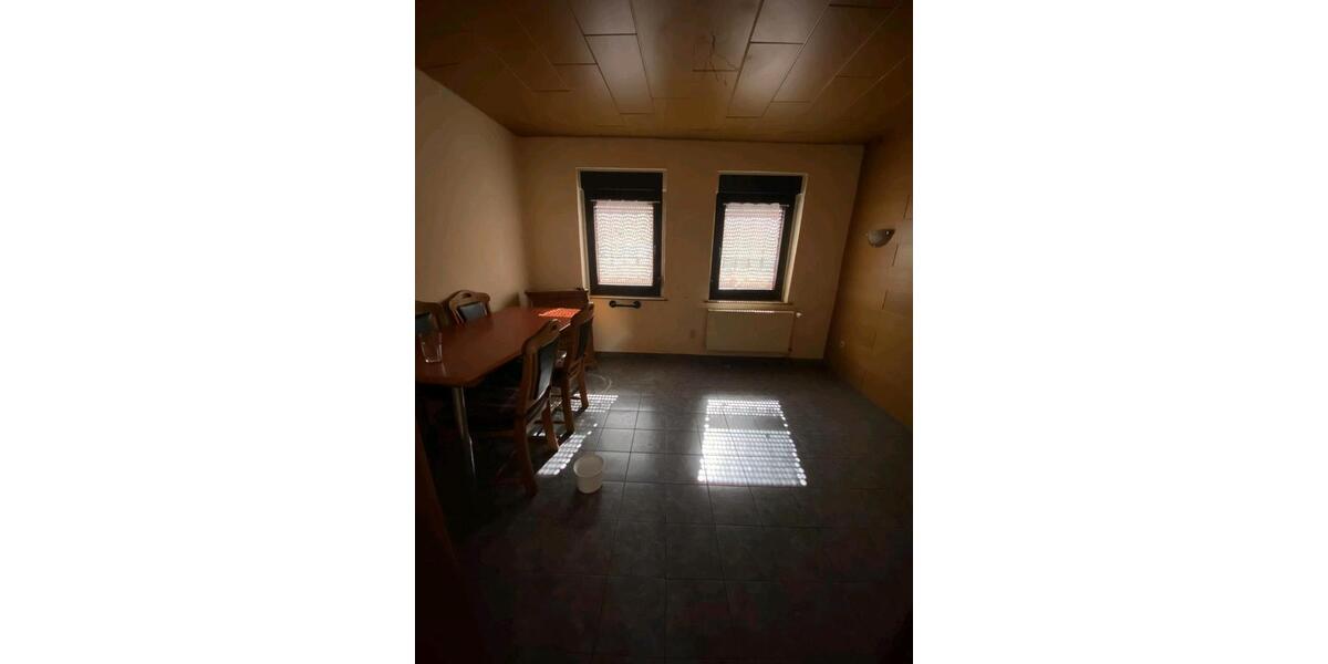 Einfamilienhaus Siegburg - 5 Zimmer, 95 m&sup2;, 350.000&euro; | Angebot:27416403
