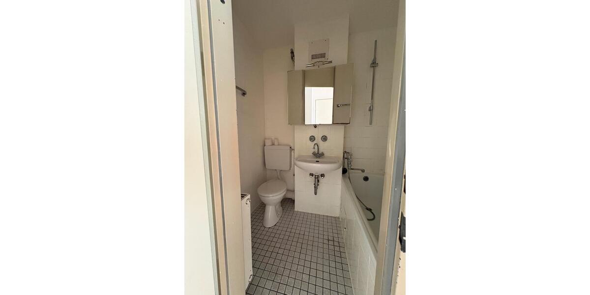 Etagenwohnung Köln Rodenkirchen - 1 Zimmer, 28 m&sup2;, 145.000&euro; | Angebot:27501048
