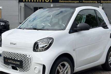 Smart forTwo 61.100 km 9.850 &euro; Köln 51109