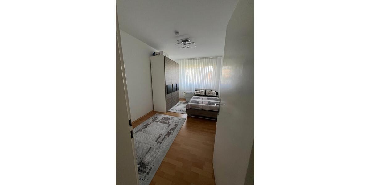 Etagenwohnung Siegburg - 4 Zimmer, 87 m&sup2;, 295.000&euro; | Angebot:27496406